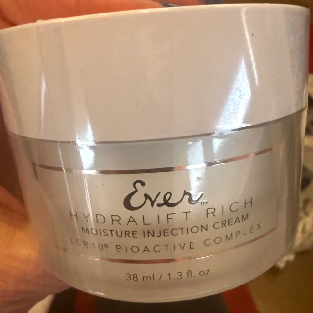 Hydralift Rich Moisture Injection Cream - White